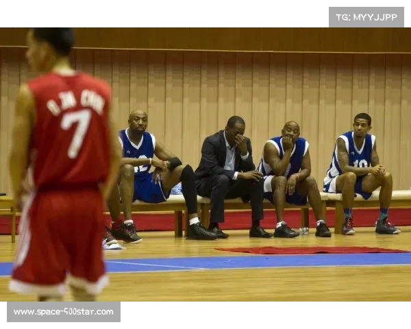 广东宏远举行球队嘉年华,新老球员完成亮相 广东宏远举行球队嘉年华,新老球员完成亮相